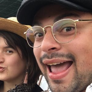 Meet your Posher, Elias